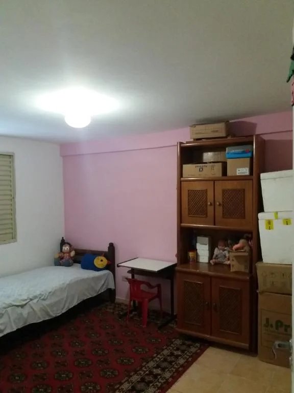 Casa à venda com 4 quartos, sendo 1 suíte, em Jardim Helga, São Paulo, SP
