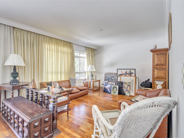 Sobrado à venda com 3 quartos, sendo 1 suíte,  em Chácara Flora, São Paulo, SP