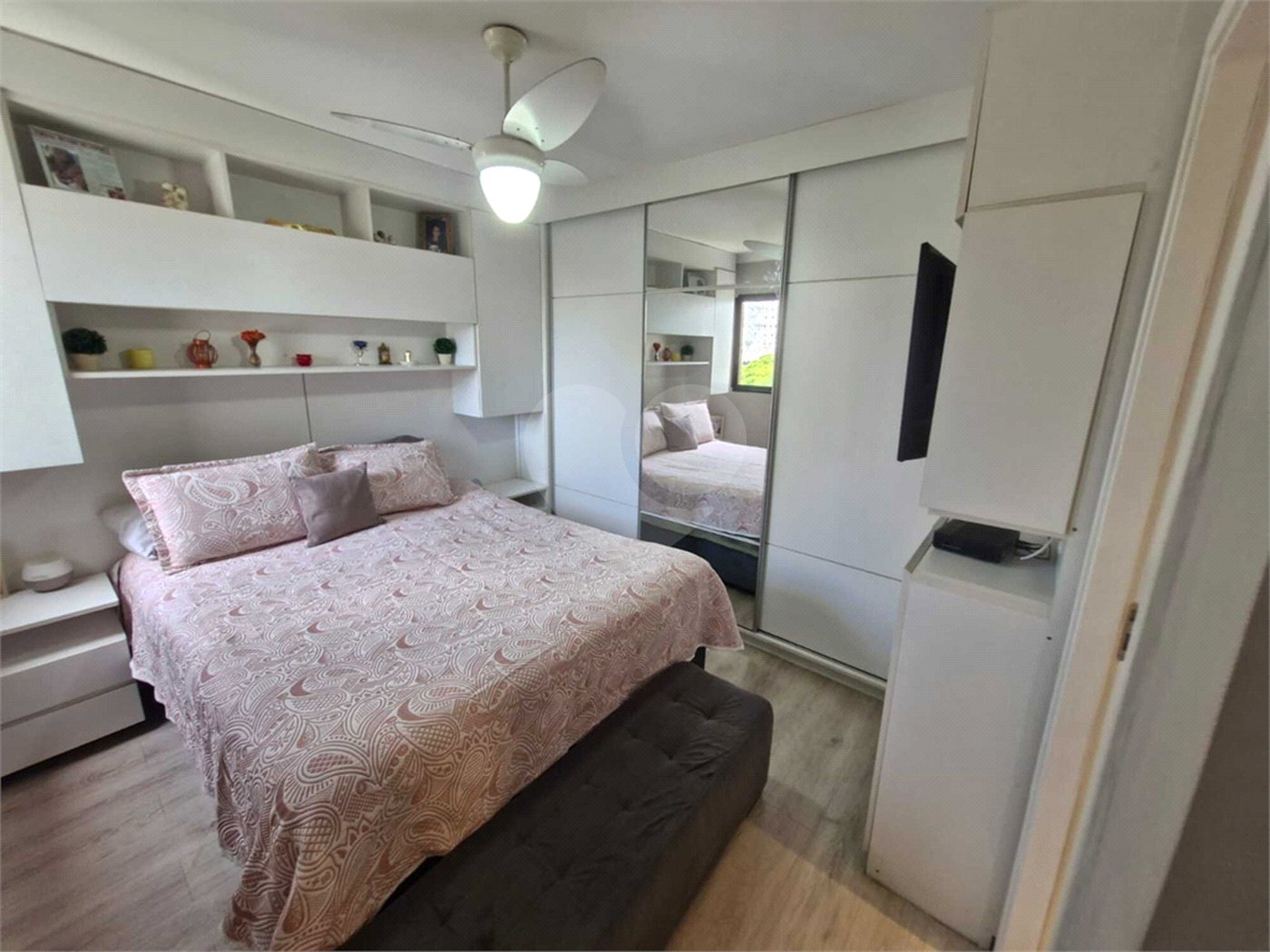Cobertura à venda com 3 quartos, sendo 1 suíte,  em Jardim Umuarama, São Paulo, SP