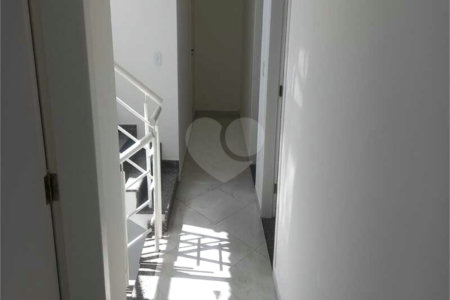 Casa à venda com 4 quartos, sendo 2 suítes,  no condomínio Jardim Imperador, Igaratá - SP