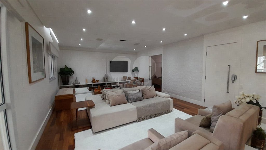 Apartamento à venda com 3 suítes em Nova Petrópolis, São Bernardo do Campo, SP