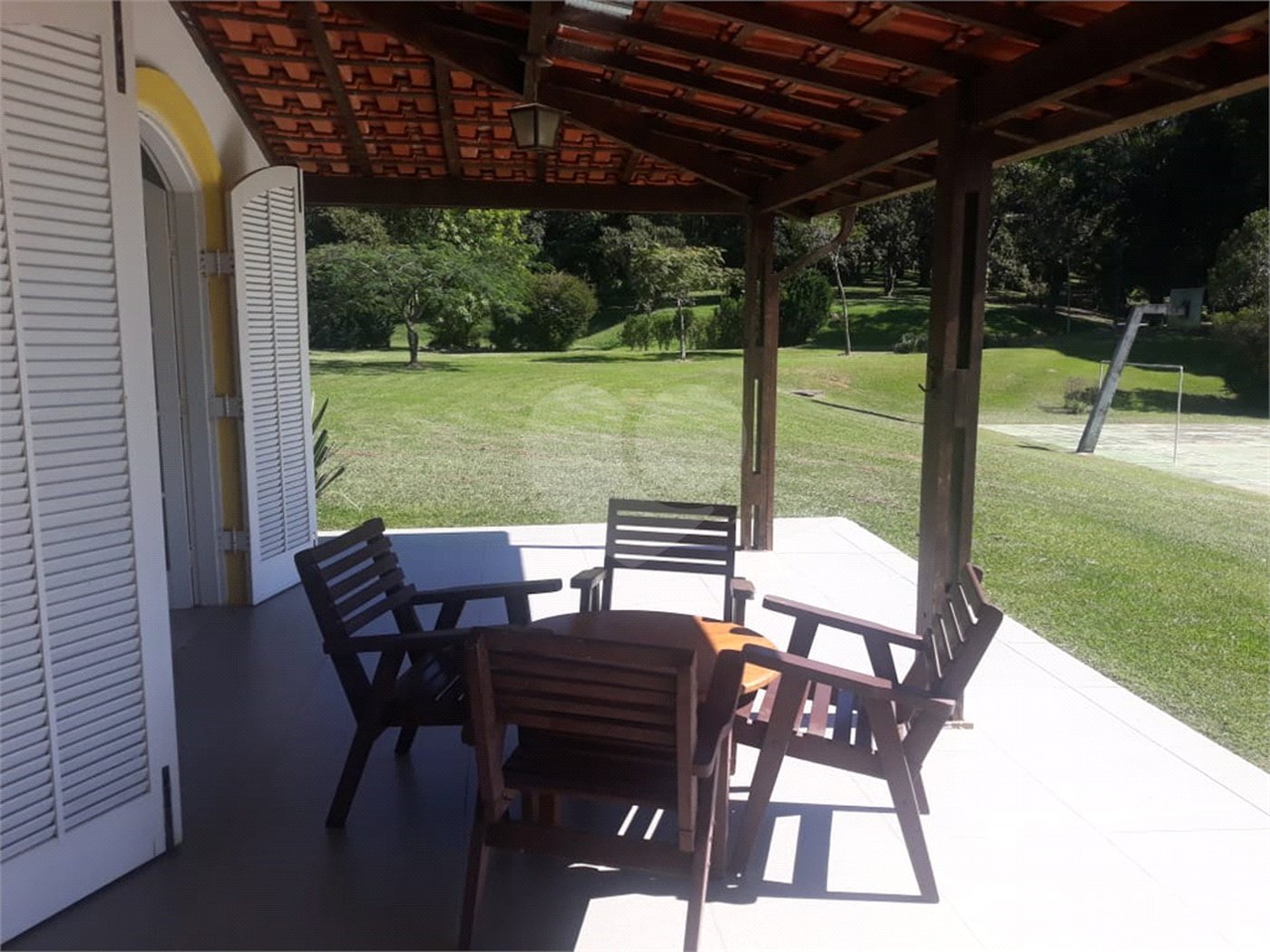 Chácara à venda com 3 quartos, sendo 2 suítes,  em Vila Darcy Penteado (mailasqui), São Roque, SP