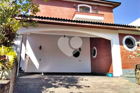 Sobrado à venda com 4 quartos, sendo 2 suítes, em Jardim São Bento, São Paulo, SP
