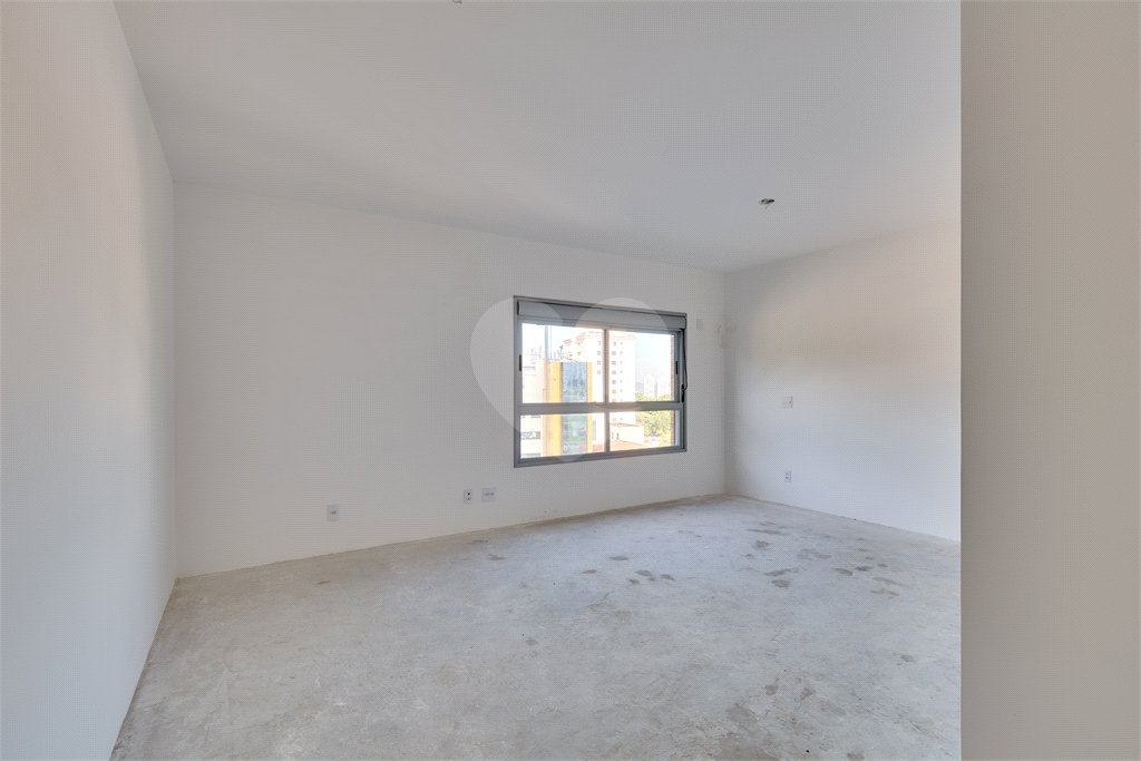 Apartamento à venda com 3 suítes em Jardim Marajoara, São Paulo, SP
