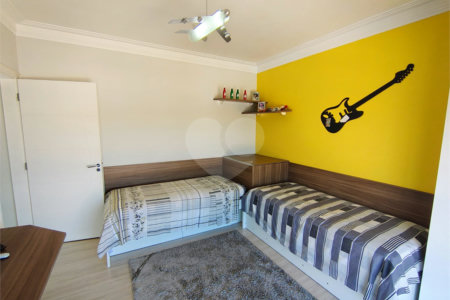 Casa à venda com 3 quartos, sendo 1 suíte,  em Horto Santo Antonio, Jundiaí, SP