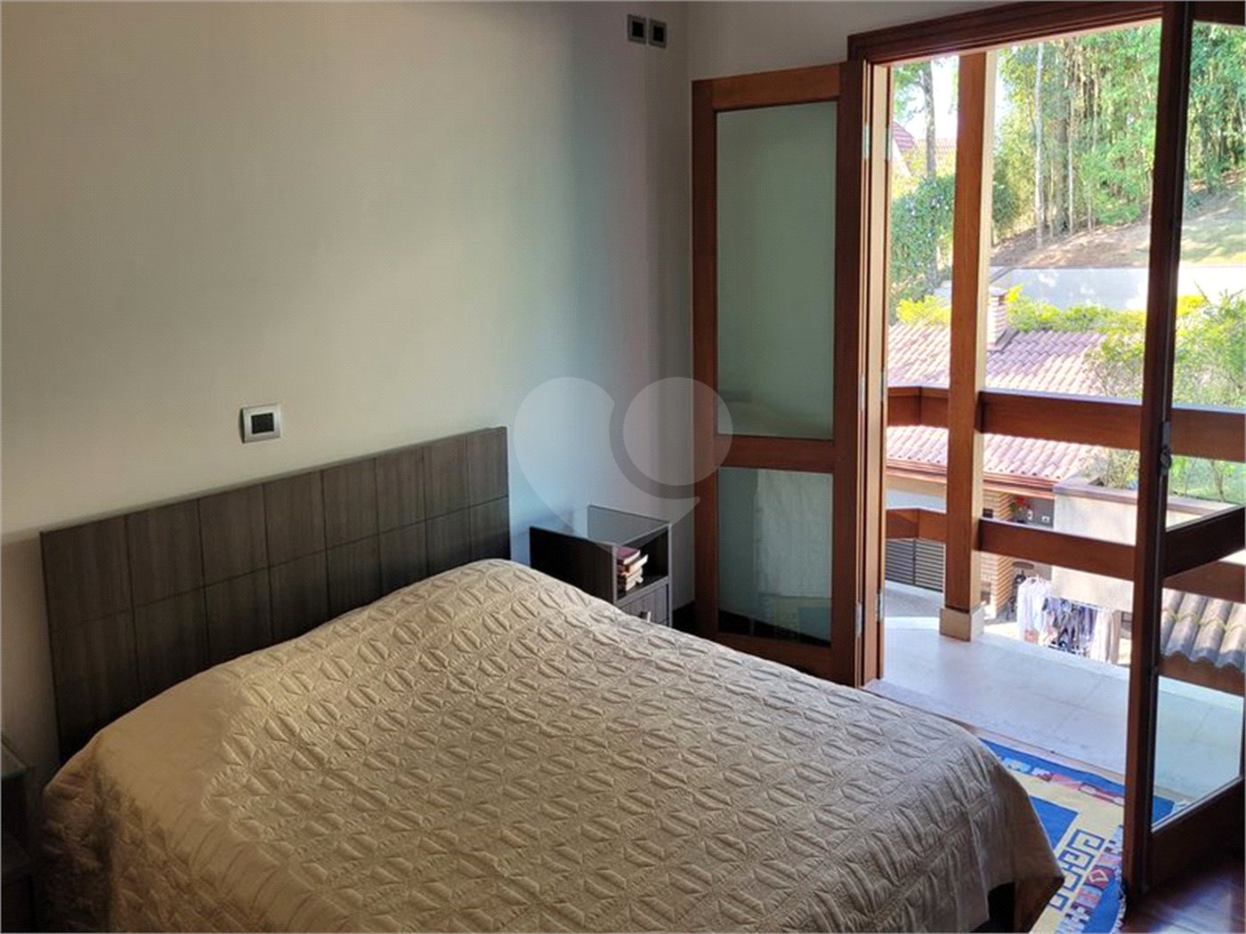 Casa à venda com 4 quartos, sendo 2 suítes, no condomínio Alpes da Cantareira, Mairiporã - SP