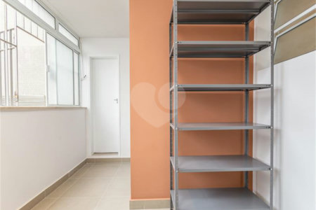 Apartamento à venda com 4 quartos, sendo 2 suítes, em Pinheiros, São Paulo, SP