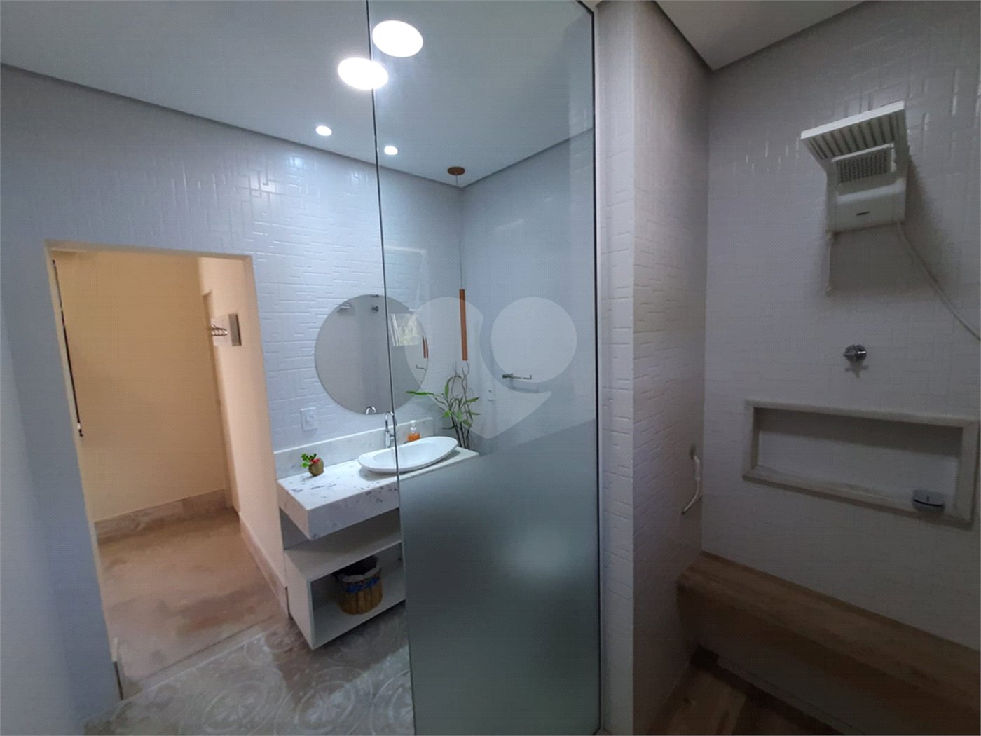 Terreno à venda com 3 quartos, sendo 1 suíte, no condomínio Portal Ouro Verde, Atibaia - SP