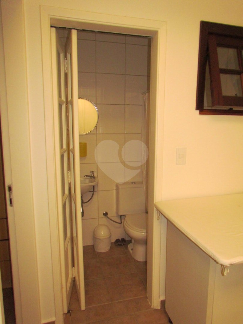 Casa de Vila à venda com 4 quartos, sendo 1 suíte, em Chácara Monte Alegre, São Paulo, SP