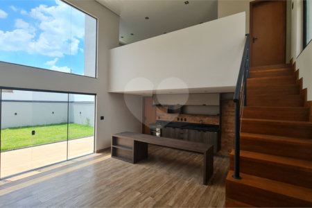 Casa à venda com 1 suíte no condomínio Terras de São Francisco, Sorocaba - SP