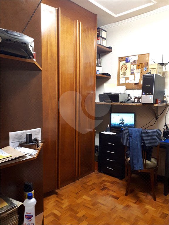 Apartamento à venda com 3 quartos, sendo 1 suíte,  em Santa Cecília, São Paulo, SP