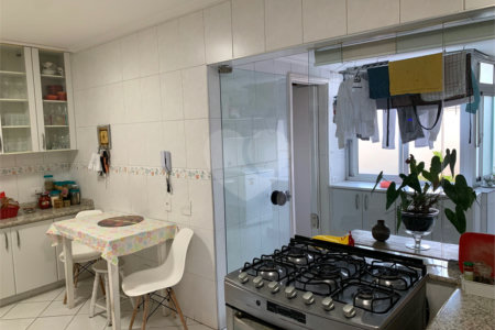 Apartamento à venda com 4 quartos, sendo 1 suíte, em Chácara Santo Antônio, São Paulo, SP