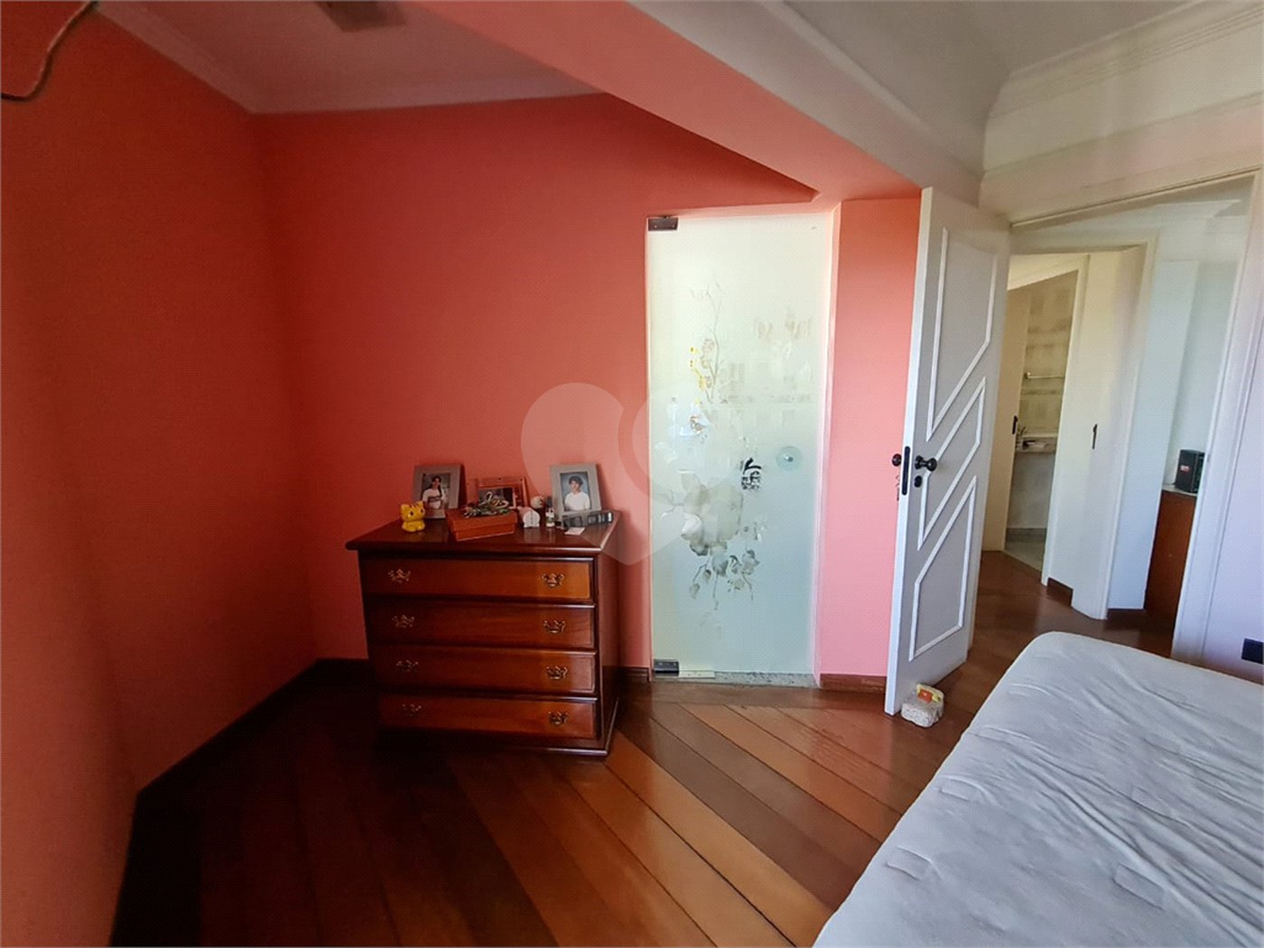 Apartamento à venda com 3 quartos, sendo 2 suítes,  em Vila Mogilar, Mogi das Cruzes, SP