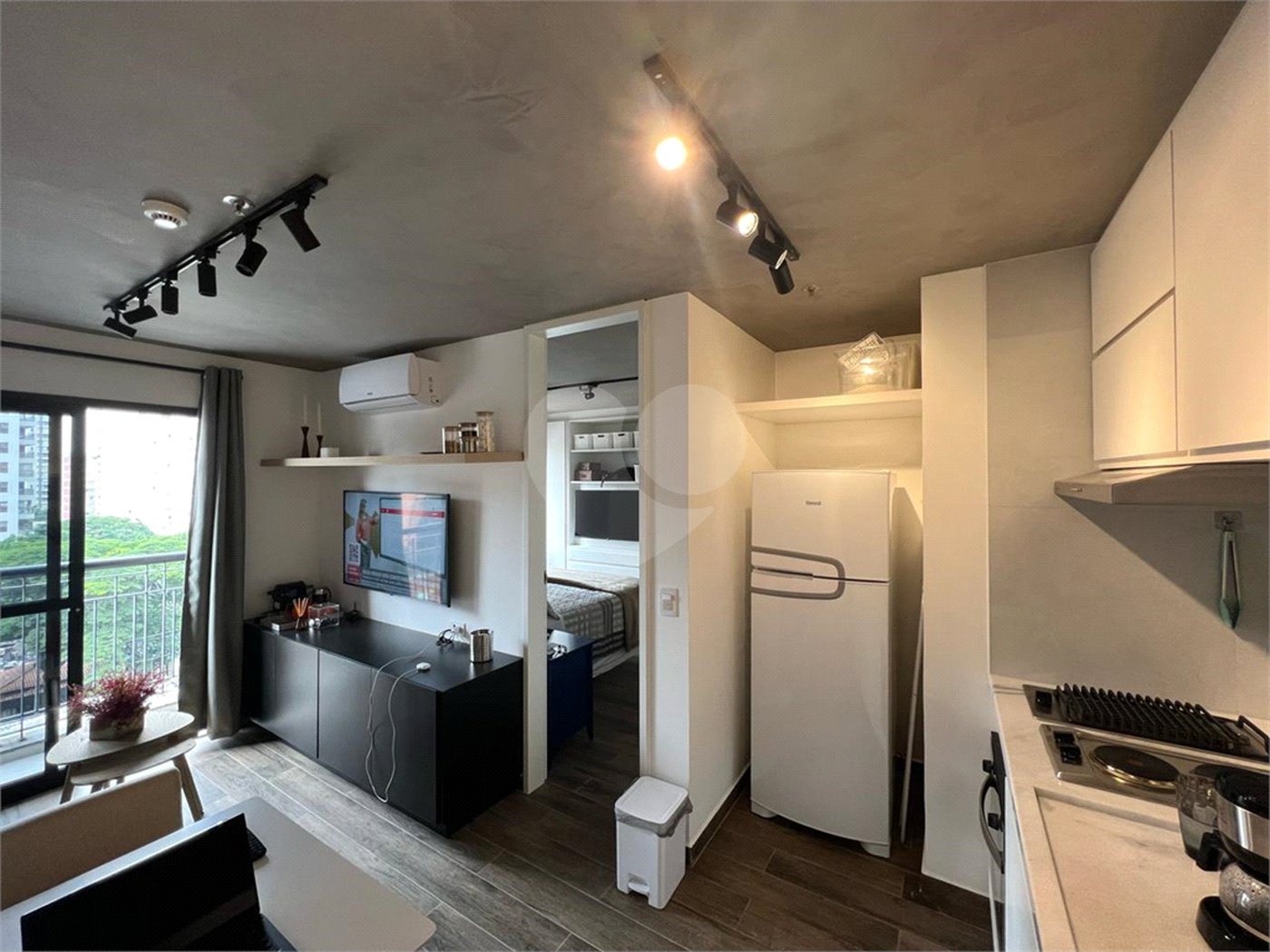 Apartamento à venda com 1 suíte em Indianópolis, São Paulo, SP
