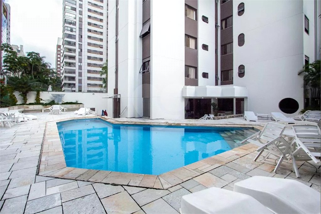 Apartamento à venda com 1 quarto em Indianópolis, São Paulo, SP