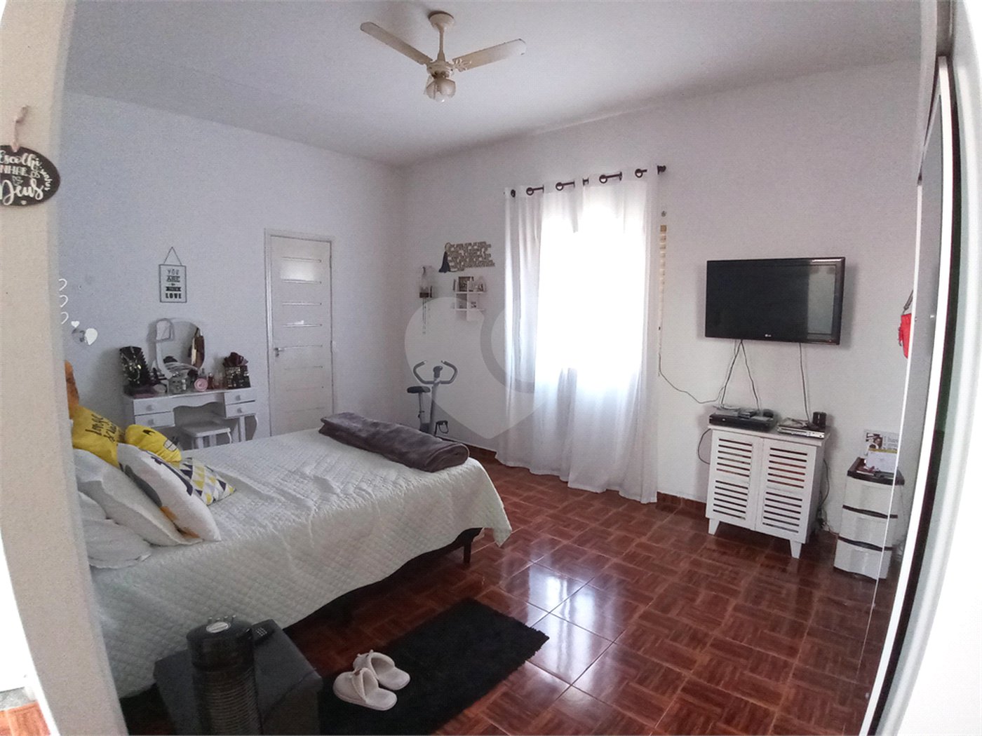 Casa à venda com 4 quartos, sendo 2 suítes, em Jardim São Paulo(zona Norte), São Paulo, SP