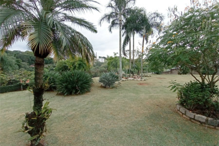 Casa à venda com 4 suítes no condomínio Estância Marambaia, Vinhedo - SP