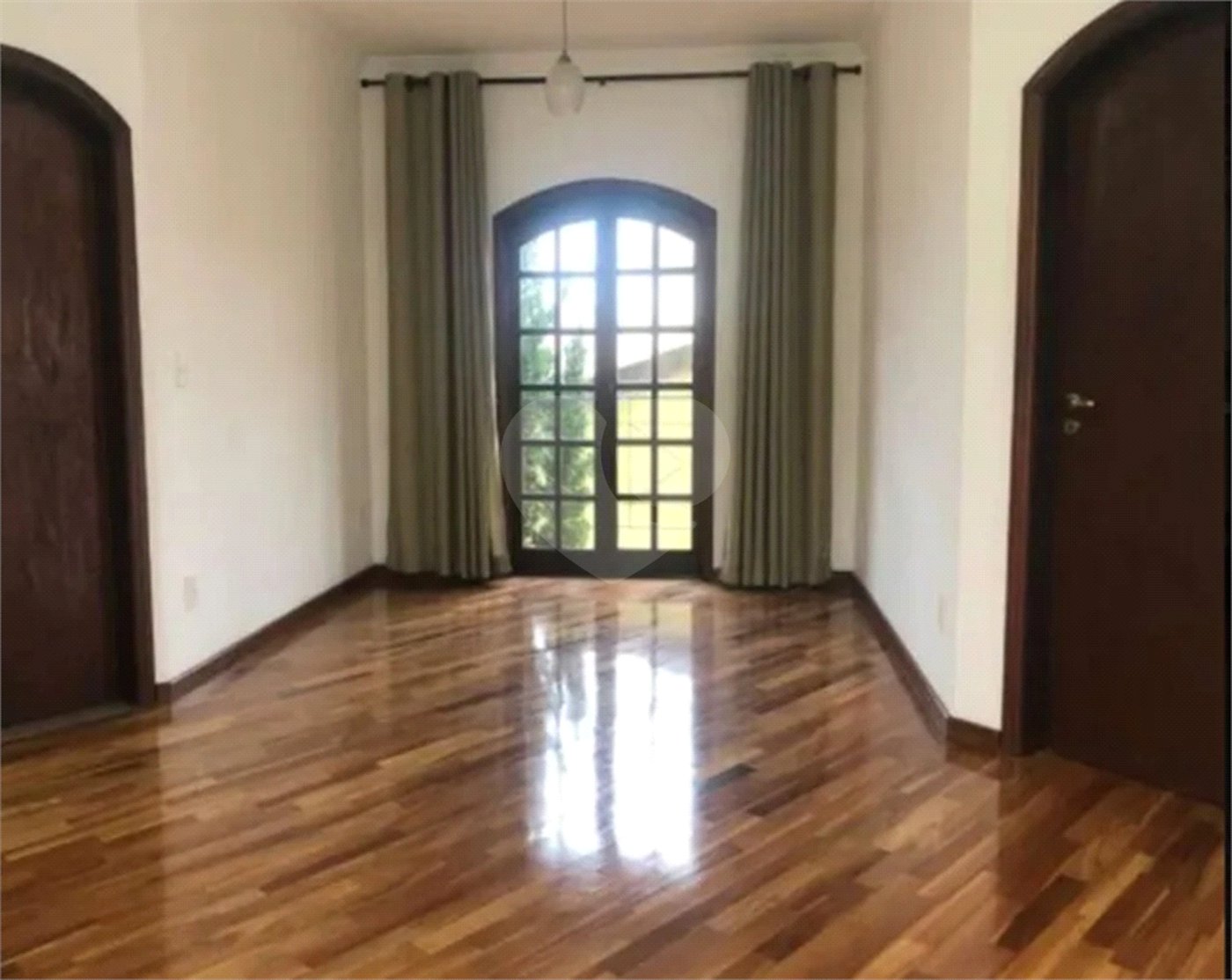 Casa à venda com 4 quartos, sendo 2 suítes,  em Jardim Pagliato, Sorocaba, SP