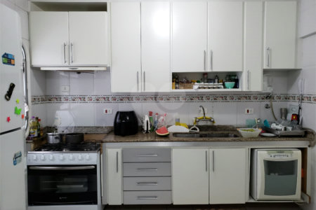 Apartamento à venda com 4 quartos, sendo 1 suíte, em Jardim Marajoara, São Paulo, SP