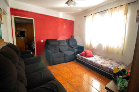 Casa à venda com 3 quartos, sendo 1 suíte, em Vila Junqueira, São Roque, SP