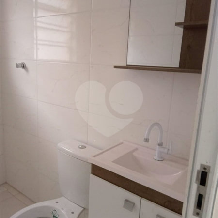 Casa à venda com 2 quartos, sendo 1 suíte, no Centro, Mairinque, SP