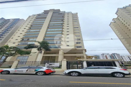 Apartamento à venda com 3 quartos, sendo 1 suíte,  em Vila Regente Feijó, São Paulo, SP