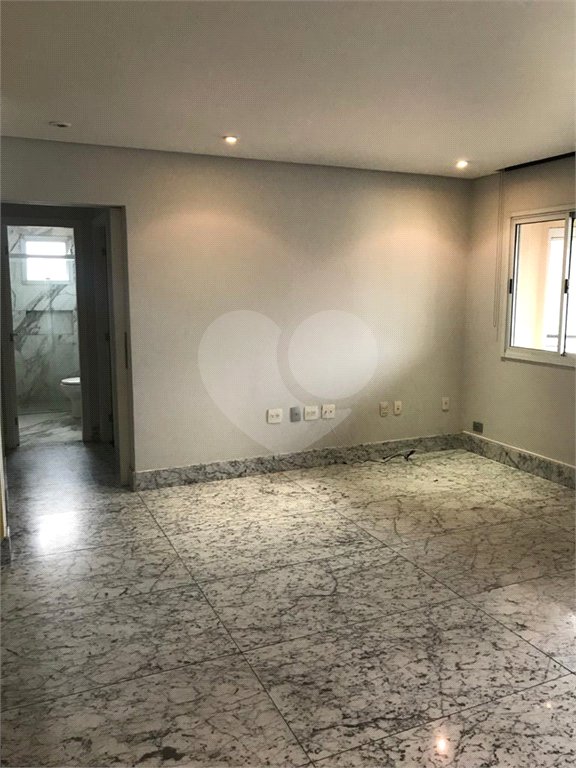 Apartamento à venda com 2 quartos, sendo 1 suíte, em Vila Andrade, São Paulo, SP