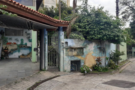 Casa à venda com 4 quartos, sendo 2 suítes,  em Parque Esmeralda, São Paulo, SP
