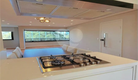 Apartamento para alugar com 2 suítes em Vila Andrade, São Paulo, SP
