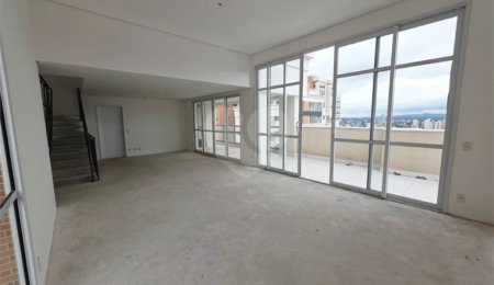 Triplex à venda com 4 suítes em Anhangabaú, Jundiaí, SP