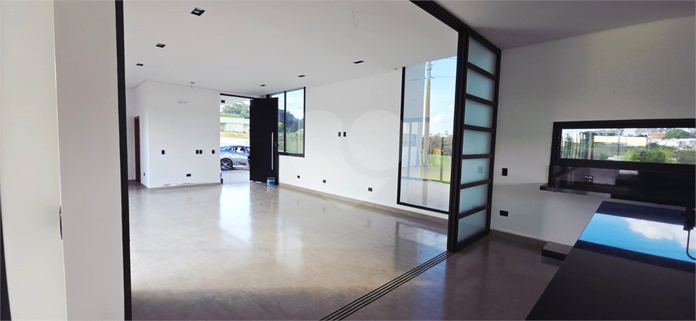 Casa à venda com 4 suítes no condomínio Residencial Dacha, Sorocaba - SP