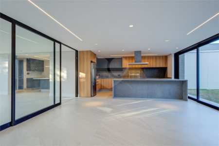 Casa à venda com 3 suítes em Granja Julieta, São Paulo, SP