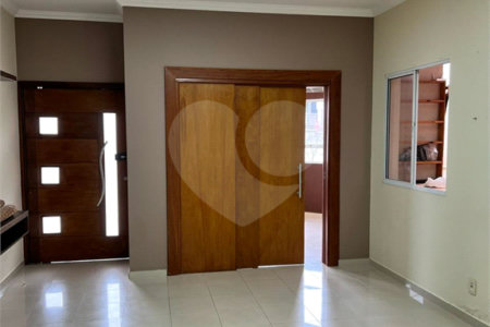 Casa à venda com 3 quartos, sendo 1 suíte,  em Pinheirinho, Vinhedo, SP