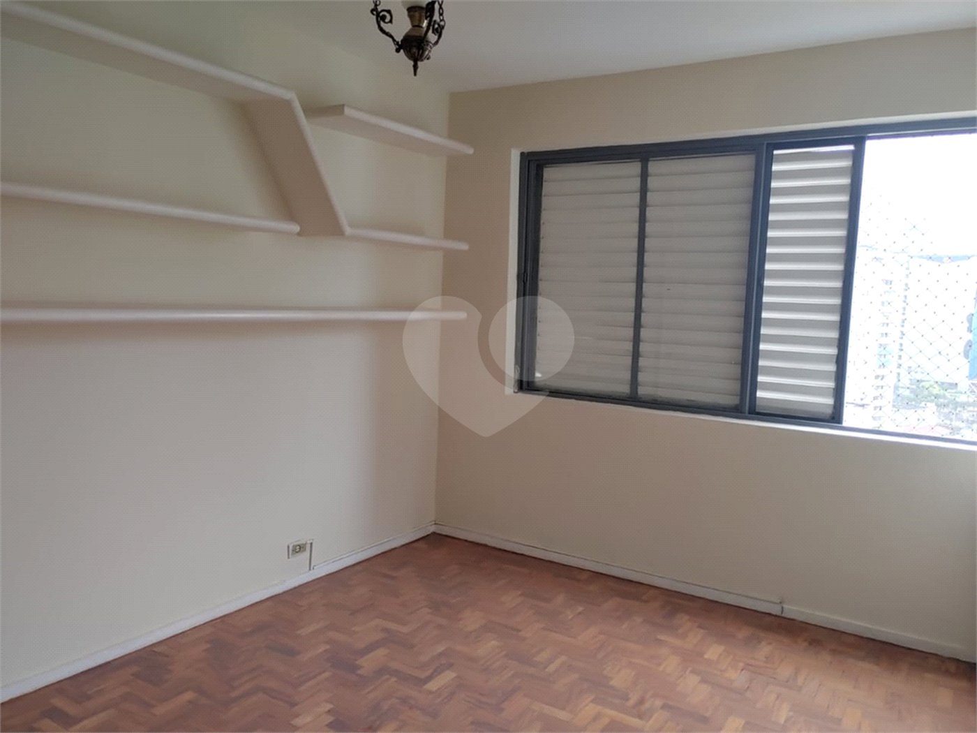 Apartamento à venda com 3 quartos, sendo 1 suíte, em Vila Mariana, São Paulo, SP