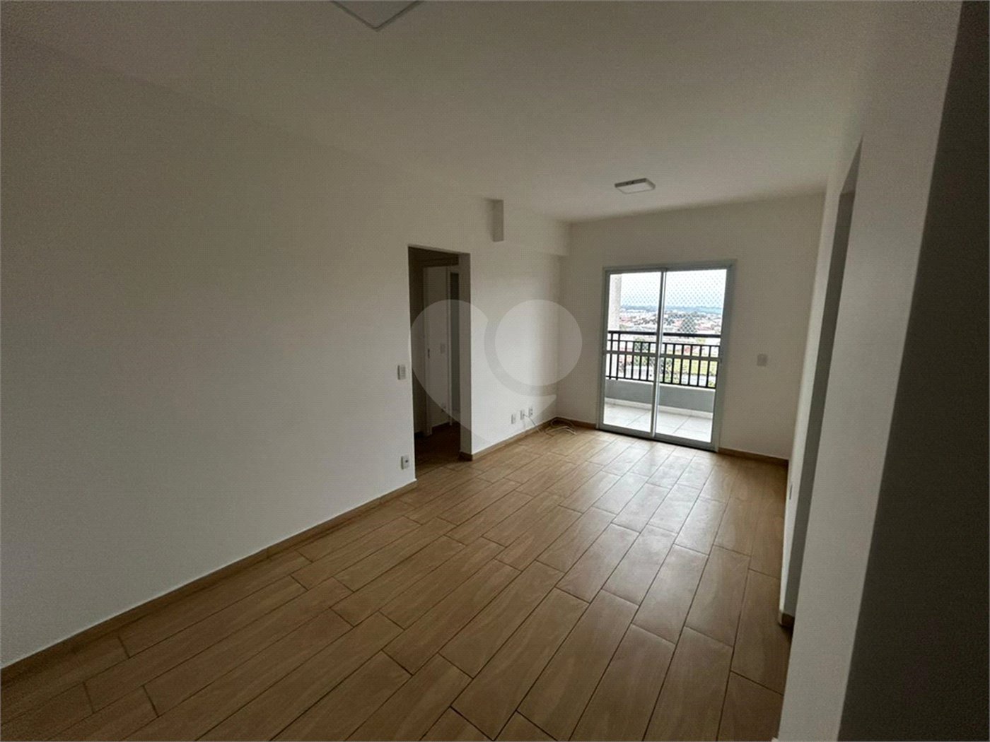 Apartamento à venda com 2 quartos, sendo 1 suíte,  em Vila Aparecida, Itapetininga, SP