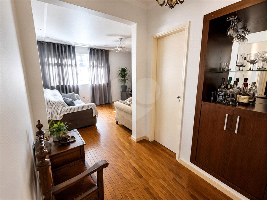 Apartamento à venda com 3 quartos, sendo 1 suíte, no Centro, Ribeirão Preto, SP