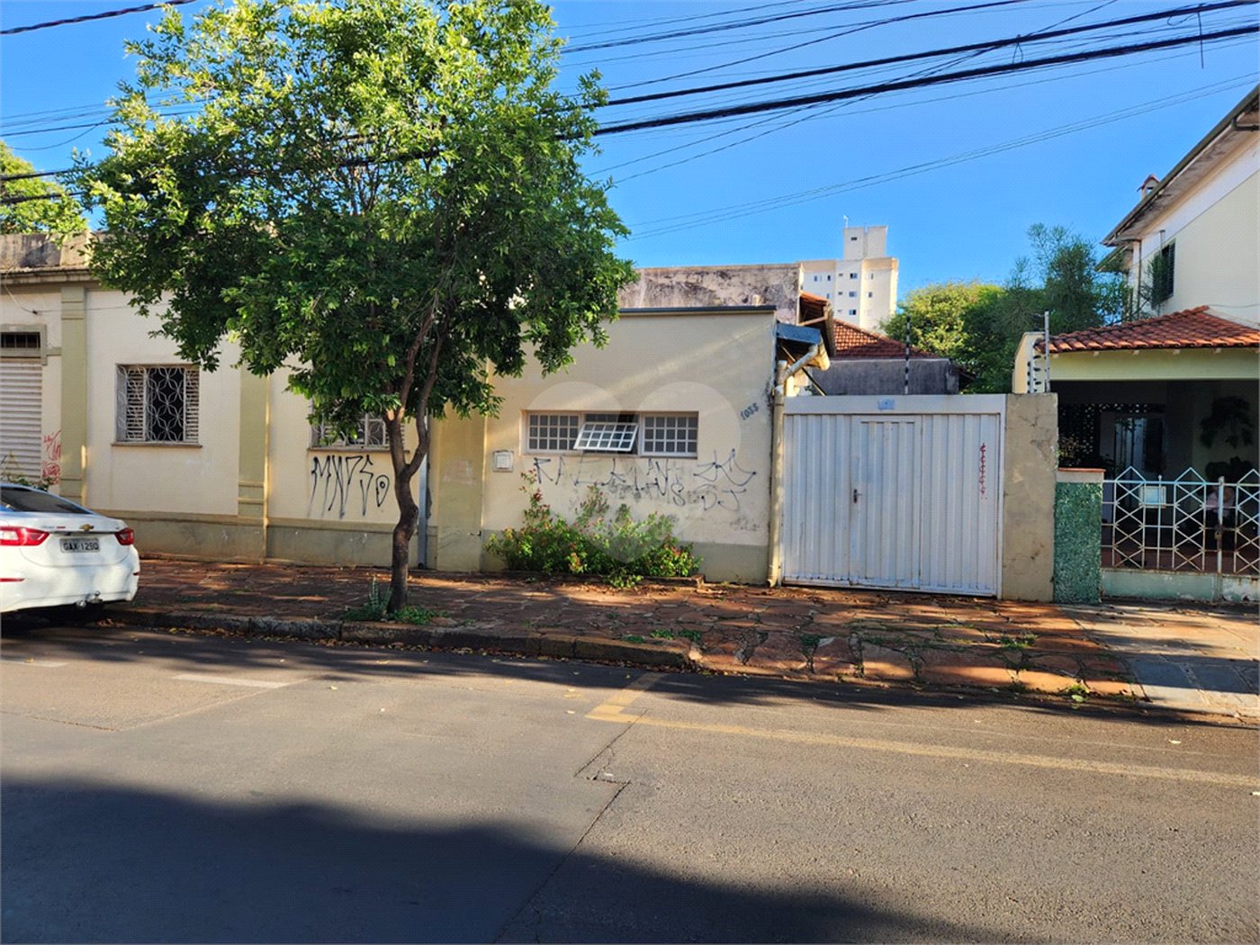 Casa à venda com 5 quartos em Jardim Ártico, Araraquara, SP