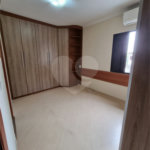 Casa à venda ou para alugar com 3 quartos, sendo 1 suíte,  em Bosque da Saúde, São Paulo, SP