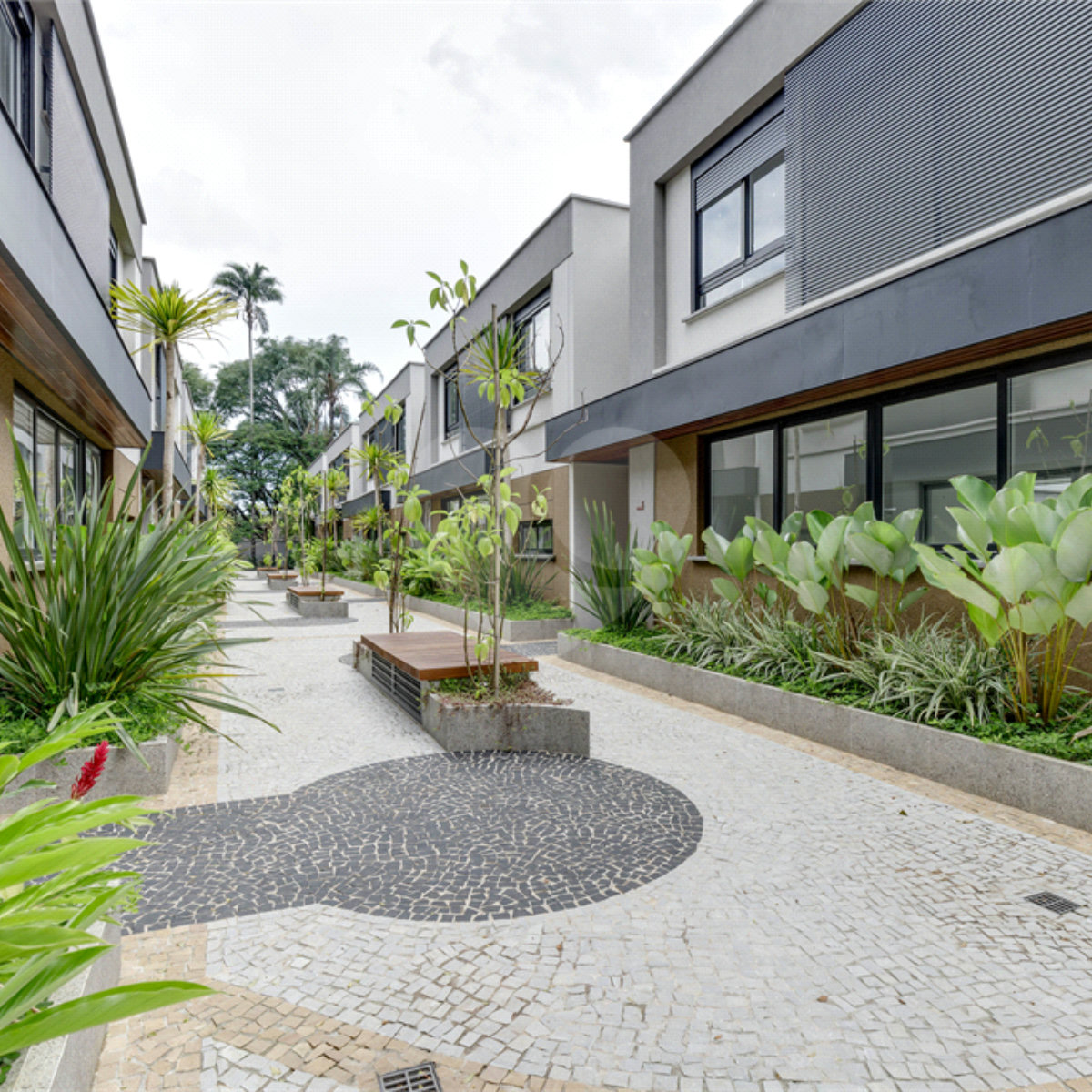 Casa à venda com 4 suítes no condomínio Venezia, São Paulo - SP