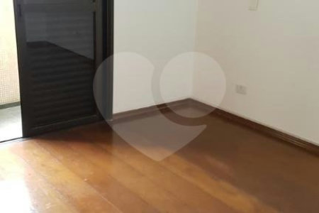 Apartamento à venda com 3 quartos, sendo 1 suíte, em Vila Nair, São Paulo, SP