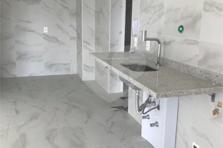 Apartamento à venda com 3 suítes em Jardim Aurélia, São Paulo, SP