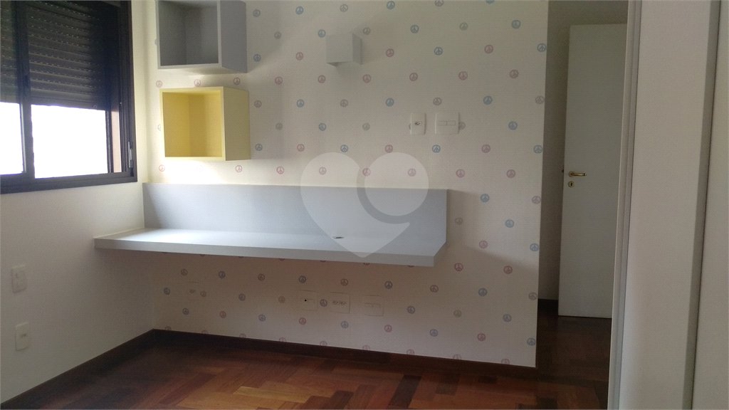 Apartamento à venda com 4 suítes em Vila Suzana, São Paulo, SP