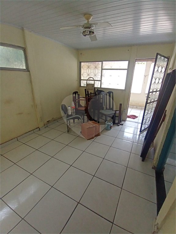 Casa Térrea à venda com 5 quartos em Santa Cruz, Rio de Janeiro, RJ