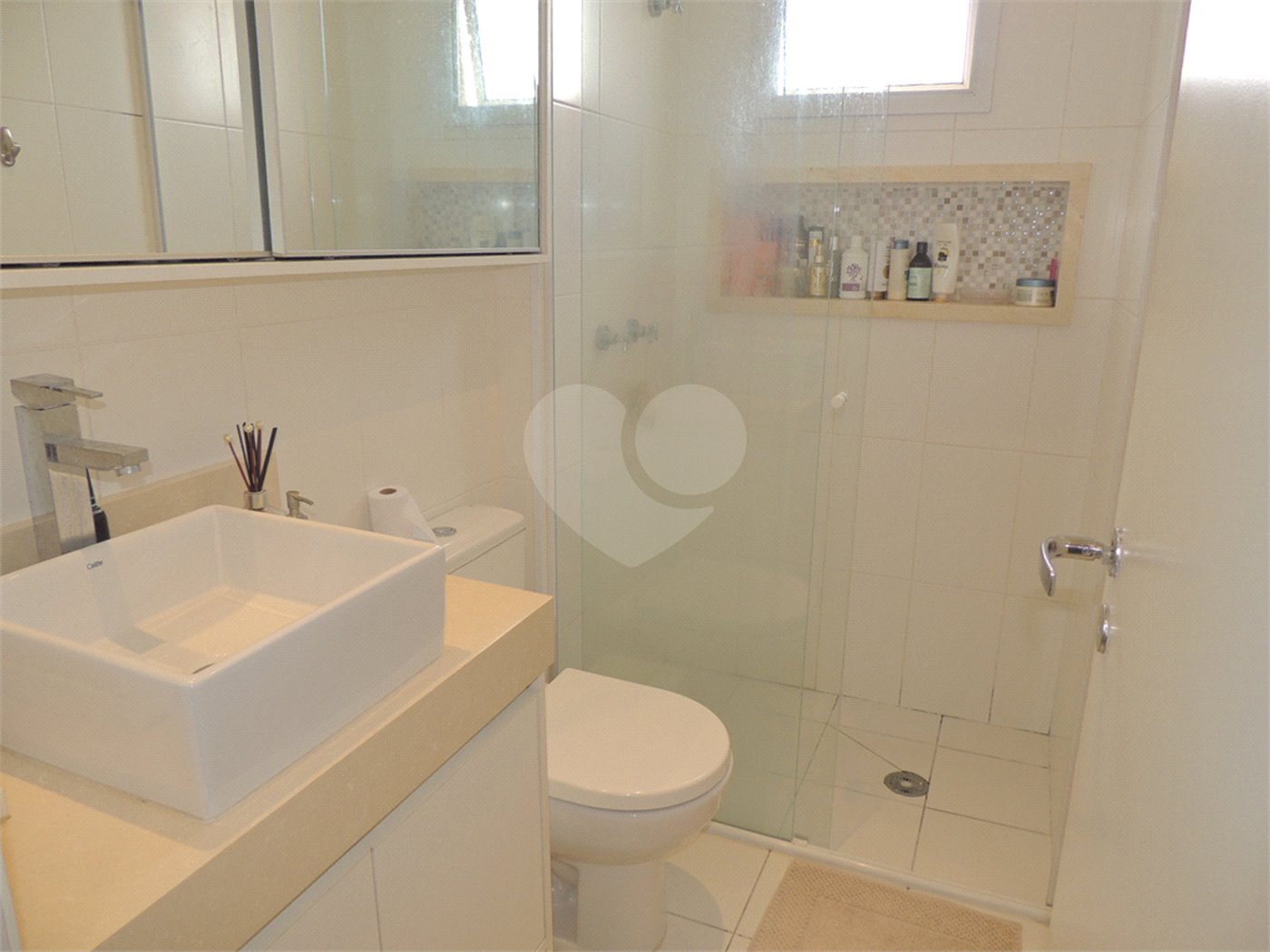 Apartamento para alugar com 2 quartos, sendo 1 suíte, em Chácara Santo Antônio, São Paulo, SP