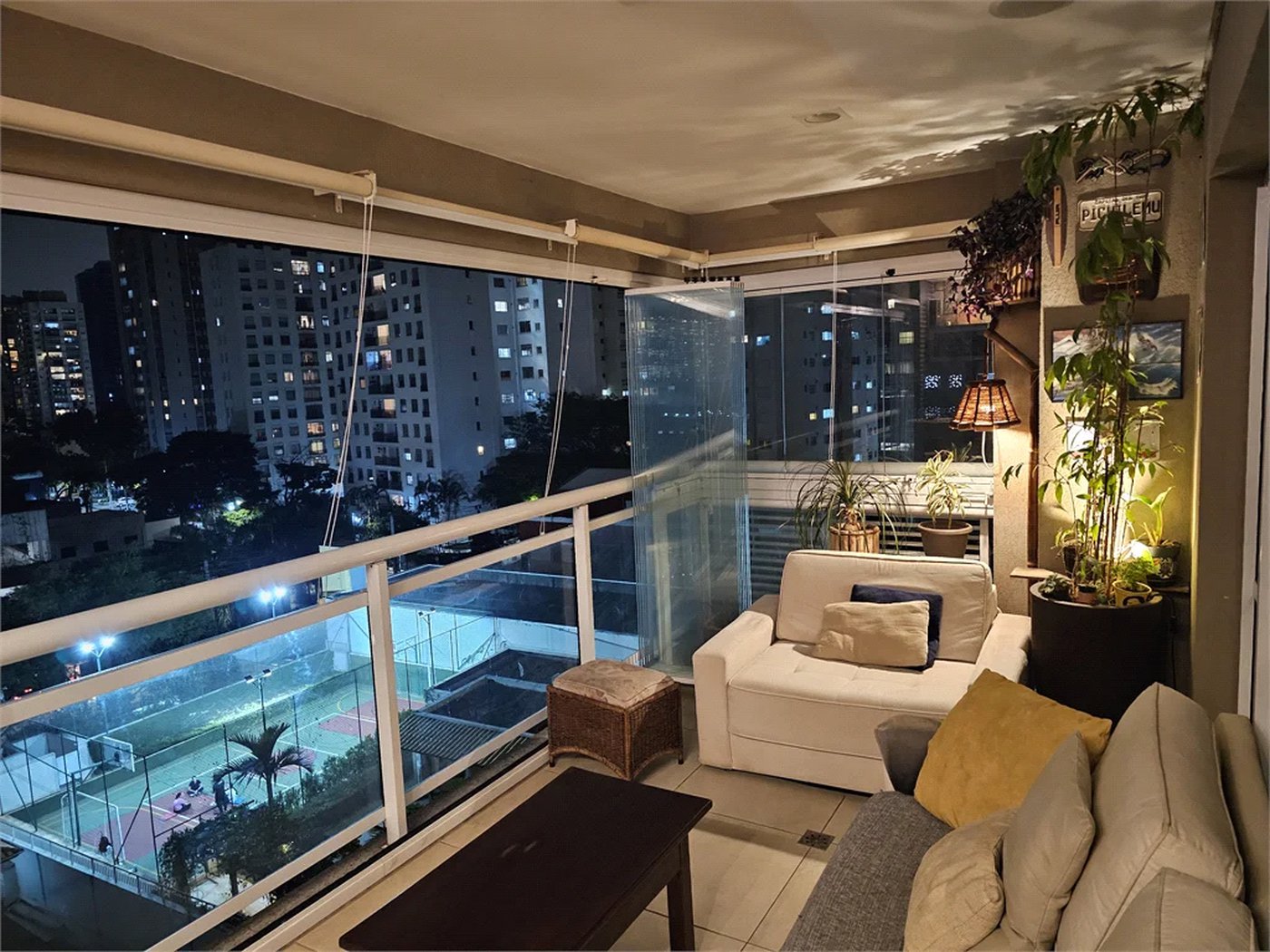 Apartamento para alugar com 2 quartos, sendo 1 suíte, em Jardim das Acácias, São Paulo, SP