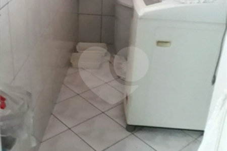 Apartamento à venda com 3 quartos, sendo 1 suíte, em Parque São Jorge, São Paulo, SP