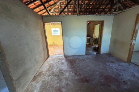 Sítio à venda com 3 quartos, sendo 1 suíte,  em Canta Galo, Itapetininga, SP