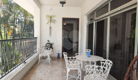Casa à venda com 4 quartos, sendo 3 suítes,  em Jardim Marajoara, São Paulo, SP