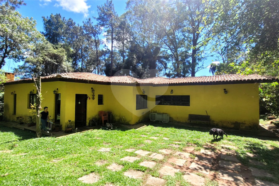 Casa à venda com 3 quartos, sendo 1 suíte, em Serra da Cantareira, Mairiporã, SP
