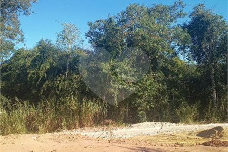 Terreno à venda no condomínio Bosque da Represa, Nazaré Paulista - SP